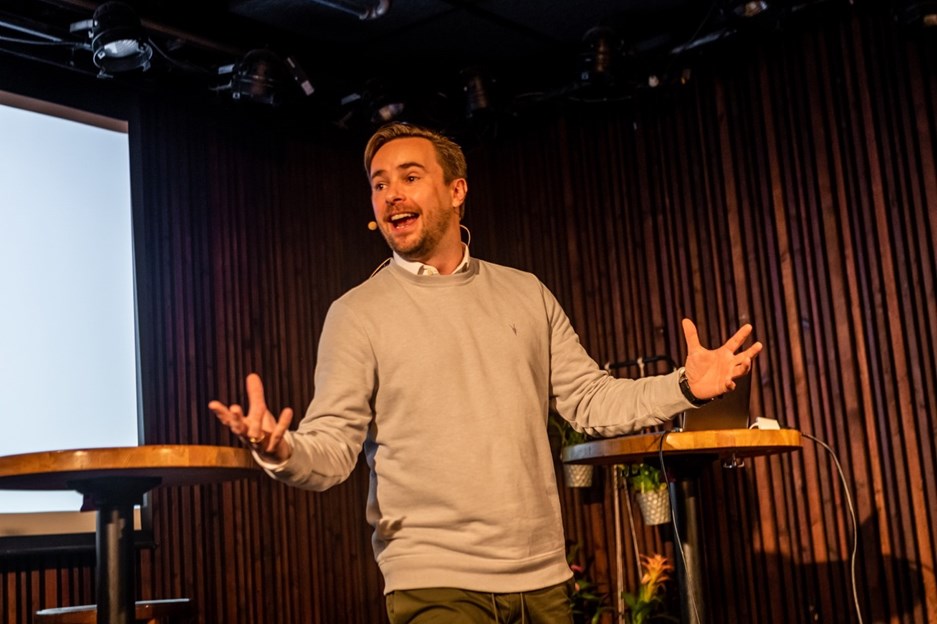 Stian Barsnes-Simonsen, Nordic Screen og kanalen Family
